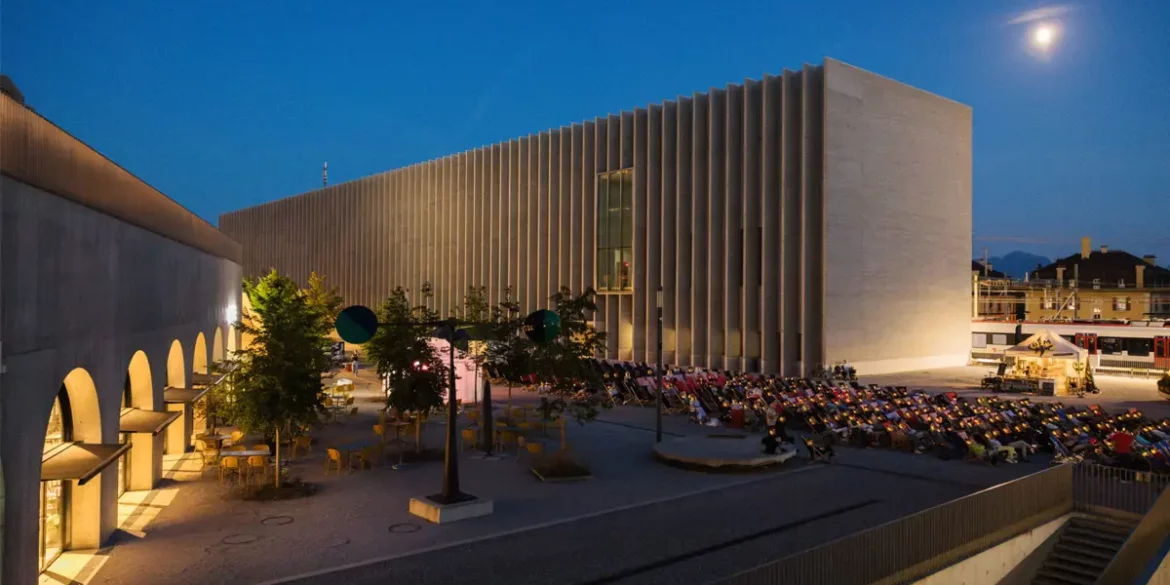 plateforme 10 lausanne festival film locarno web