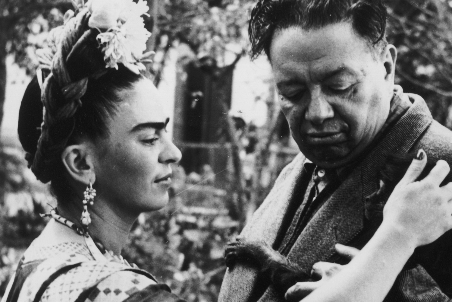 frida kahlo diego rivera love story dylan frobert