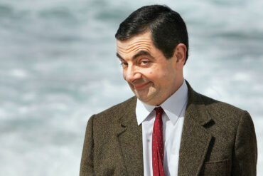 mr bean rowan atkinson begaiement slash culture