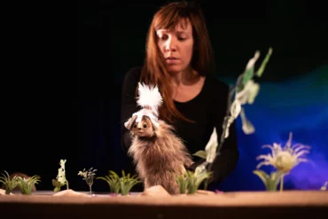 Slash Culture sur les pas Oodaaq theatre marionnettes Genève